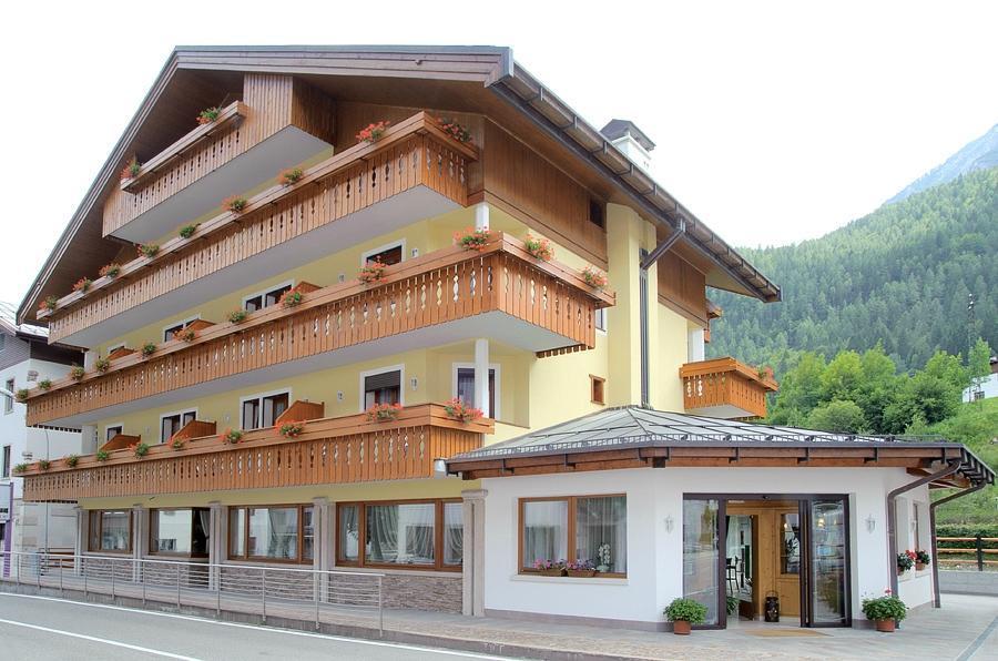 Hotel Garni Posta Forno di Zoldo Luaran gambar